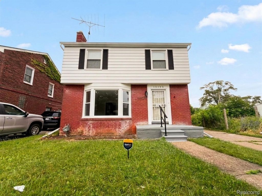 15293 Mapleridge Street, Detroit city
