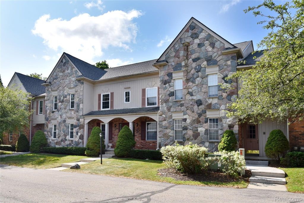 1635 Huntington Park A, Rochester Hills city