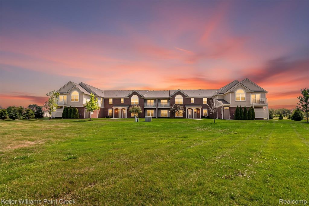 22080 Andover Drive 94, Macomb