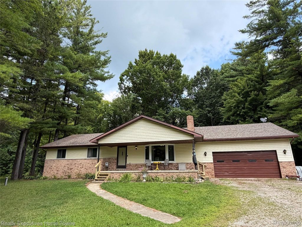 6100 Frith Road, St. Clair city