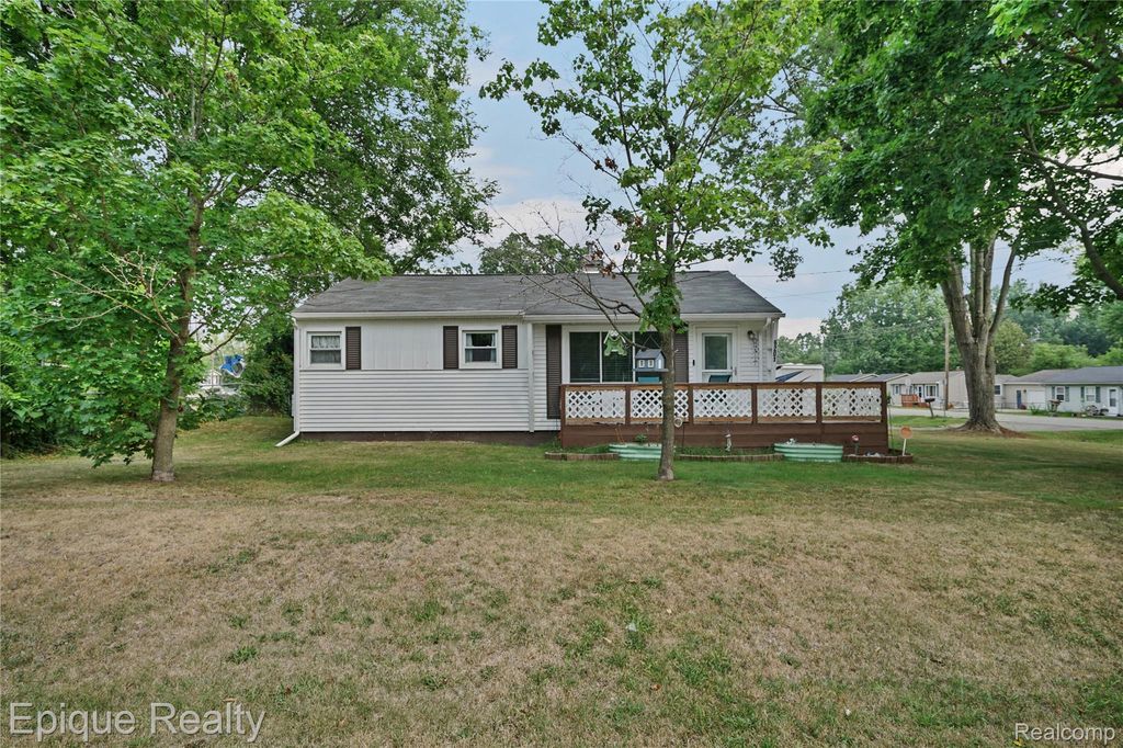 6201 Mercury Avenue, Burton city