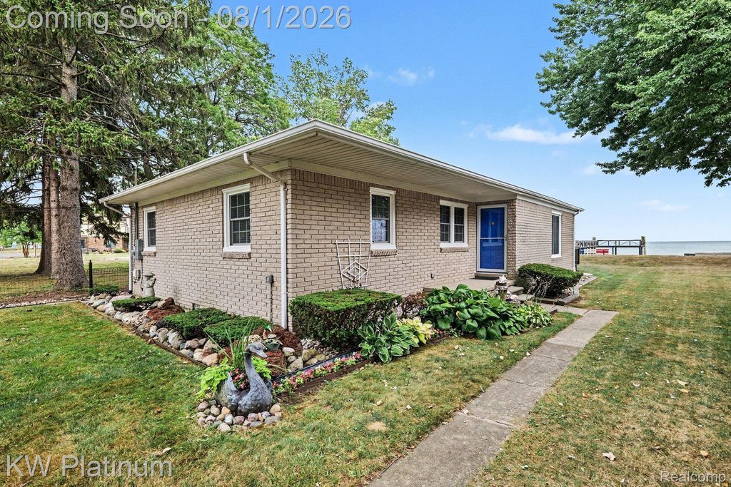 32200 Jefferson Avenue, St. Clair Shores city
