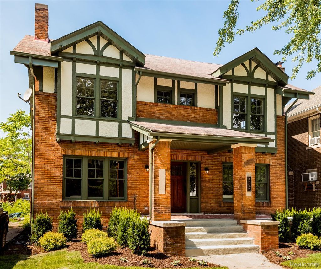 1530 Longfellow, Detroit city