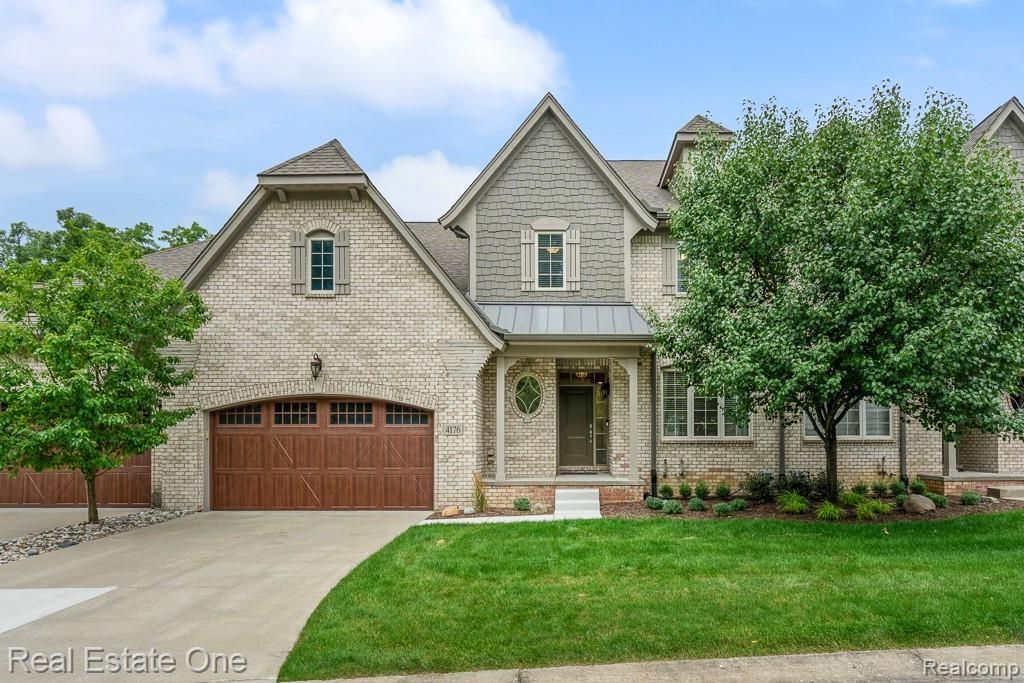 4176 Oak Arbor Court, Rochester city