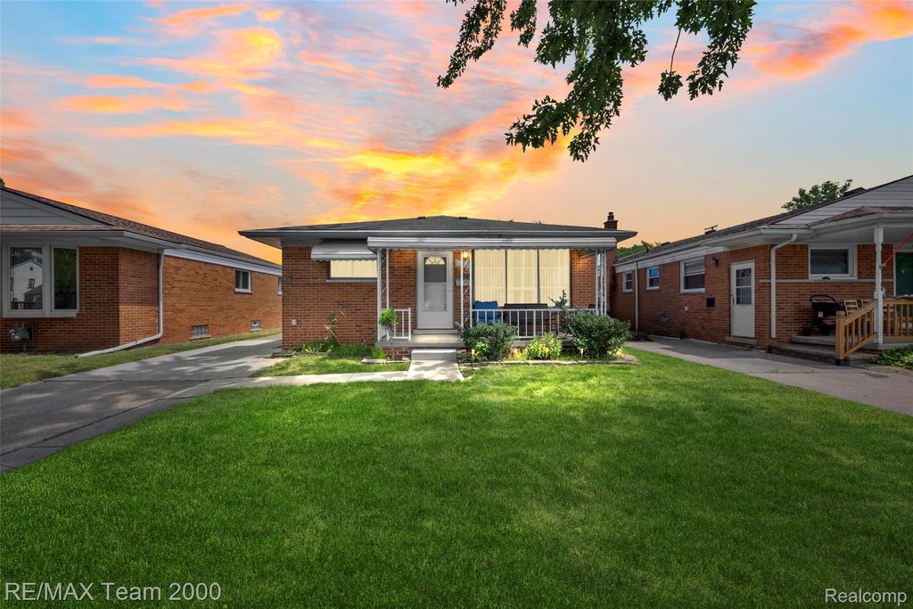 7050 Berwyn Street, Dearborn Heights city