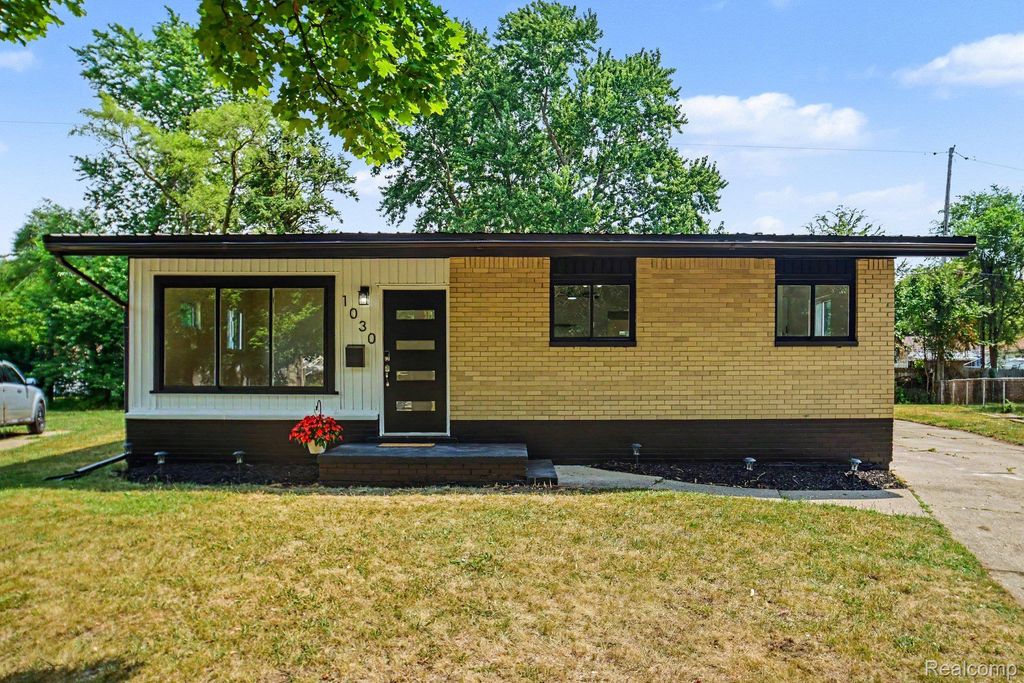 1030 Mckeighan Avenue, Flint city