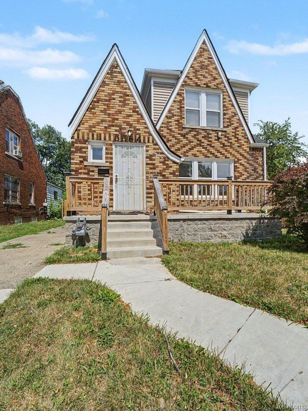 5584 Alter Road, Detroit city
