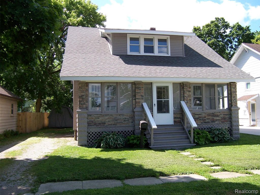 1518 Carleton Street, Port Huron city