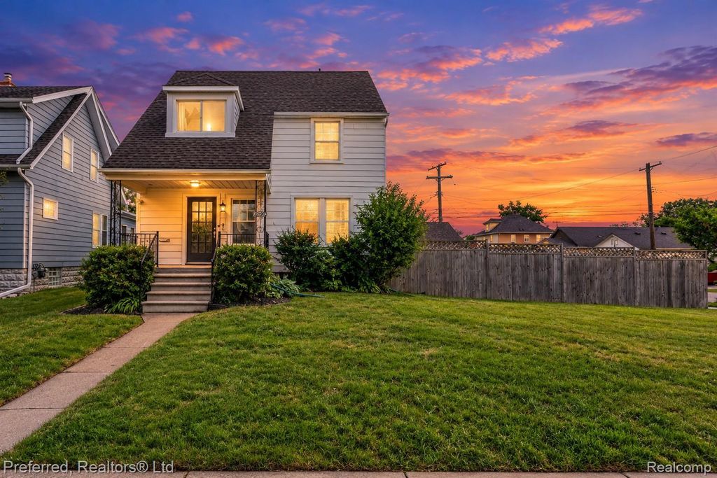 22265 Nowlin Street, Dearborn