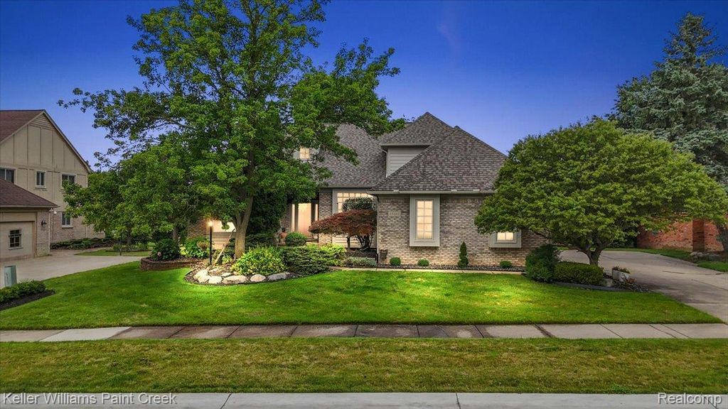55261 Kingsway Drive, Shelby charter township