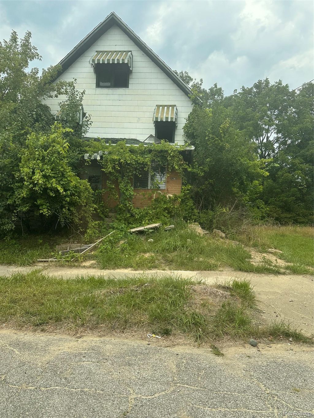 1241 E Hamilton Avenue, Flint city