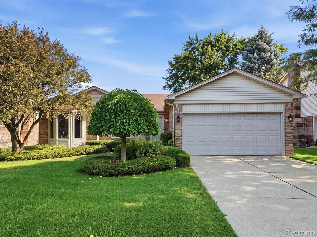 20731 Truax Lane, Clinton charter township