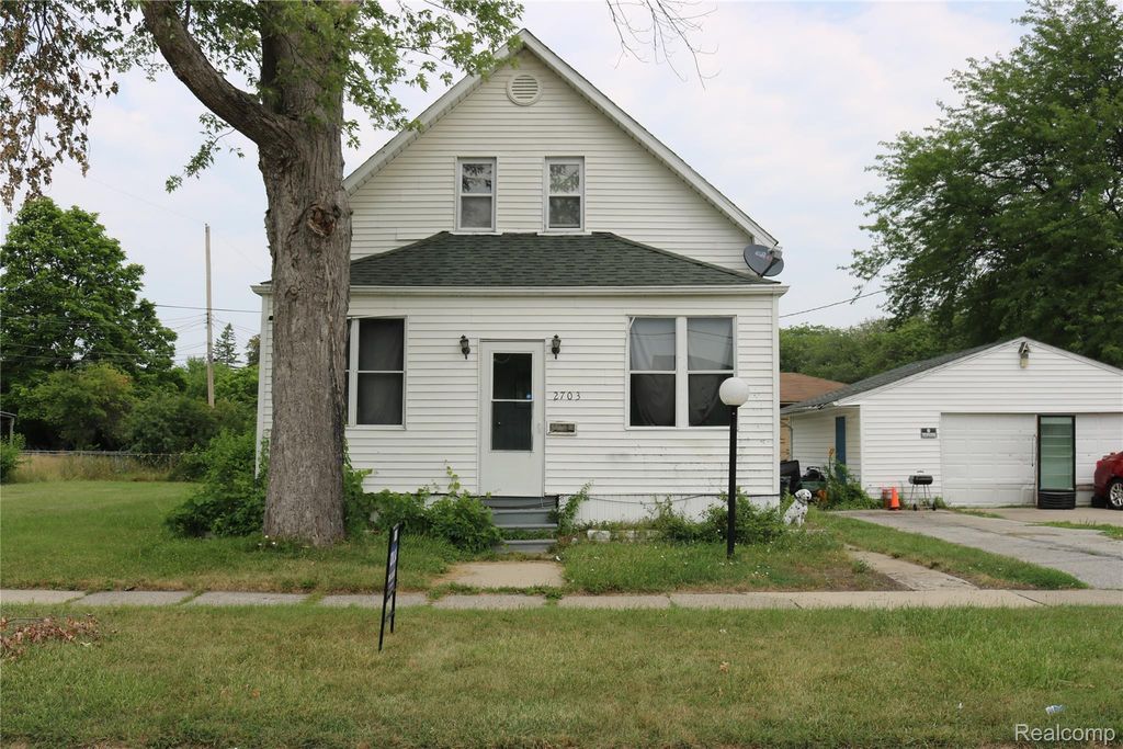 2703 Narloch Street, Saginaw city