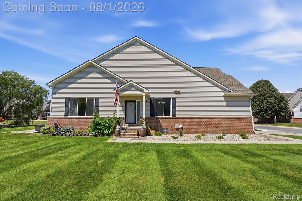 13813 Christina Lane, Van Buren charter township