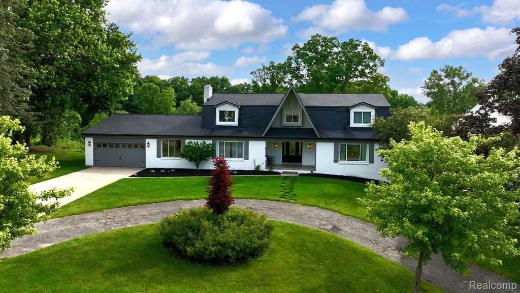 69416 Brookhill Drive, Romeo
