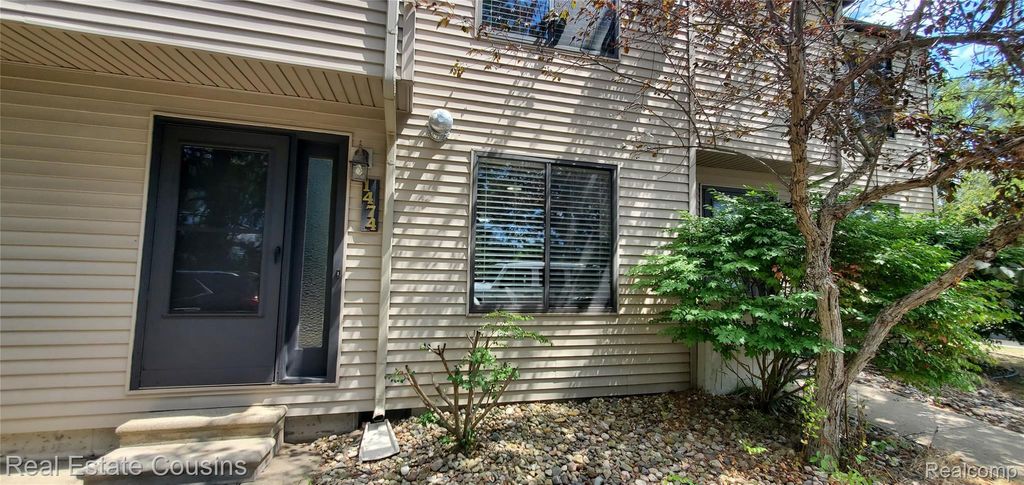 1474 Ward Street, Fenton city