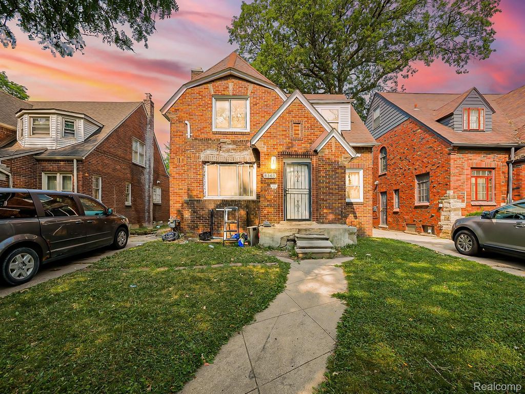 8565 Pinehurst Street, Detroit city