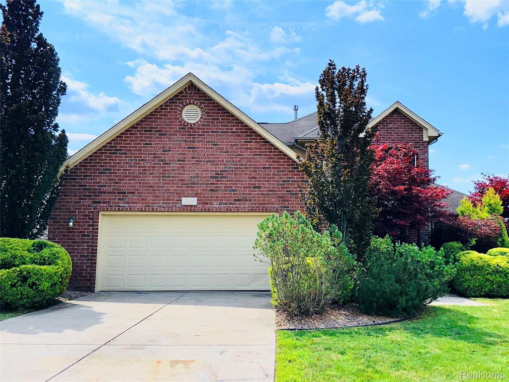 22246 Shane Drive, Macomb