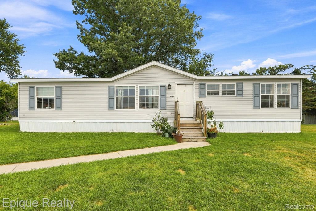 5247 Van Orden Road 604, Leroy township