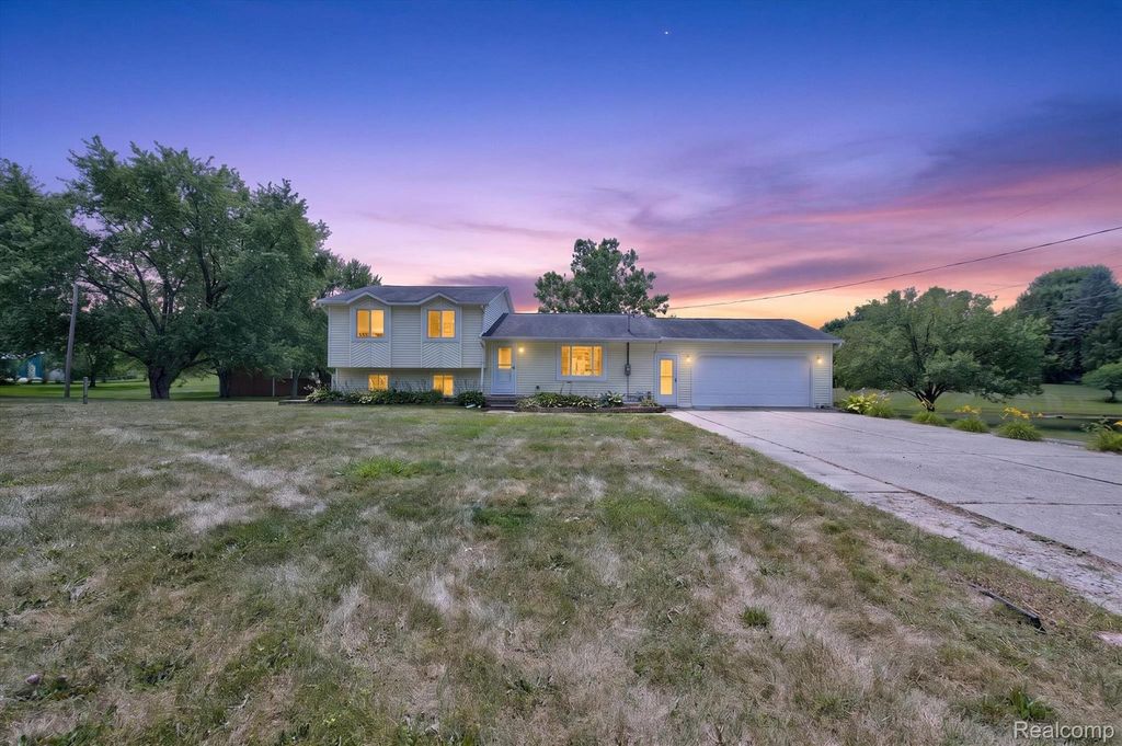 6324 Lucas Road, Flint city