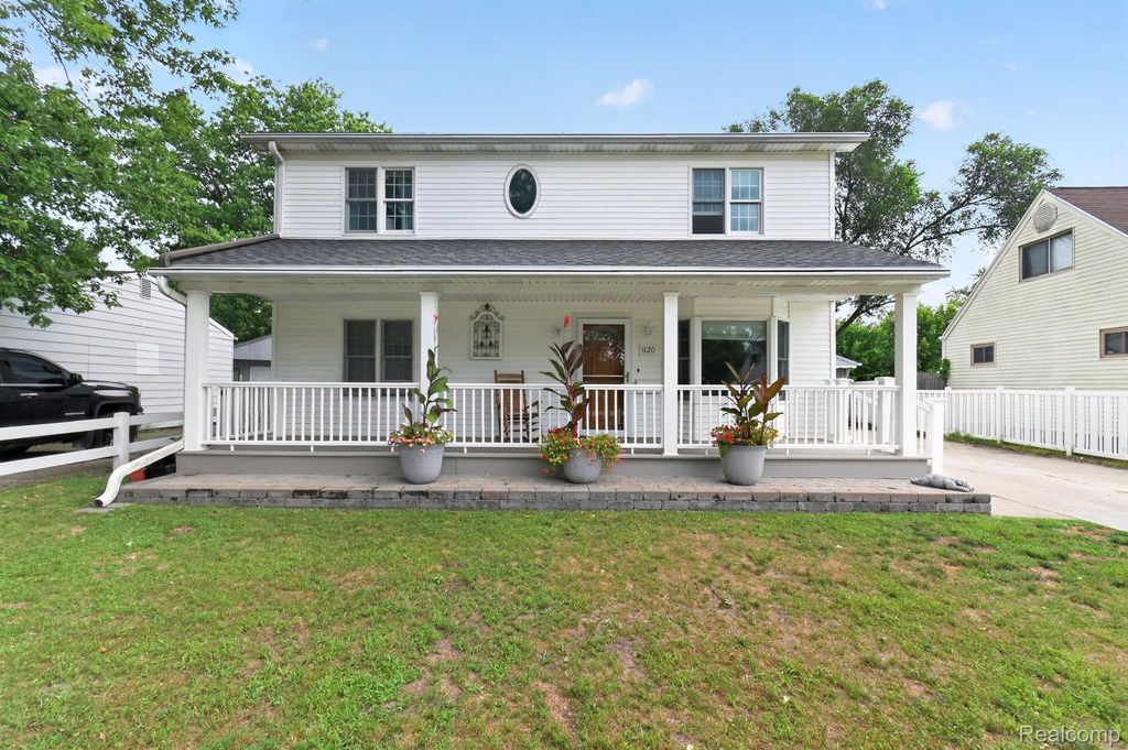 1120 Redleaf Lane, Ypsilanti city