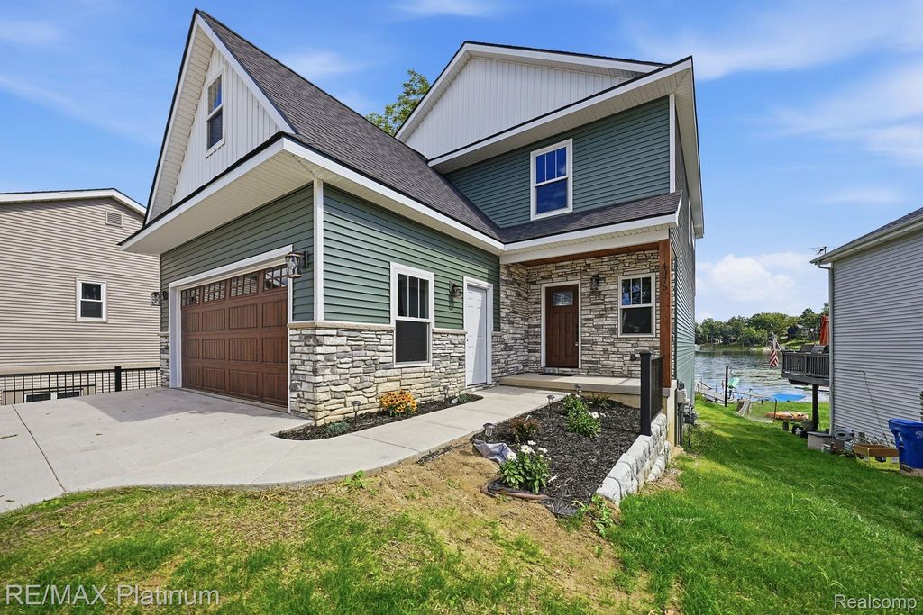 4075 Highcrest Drive, Brighton