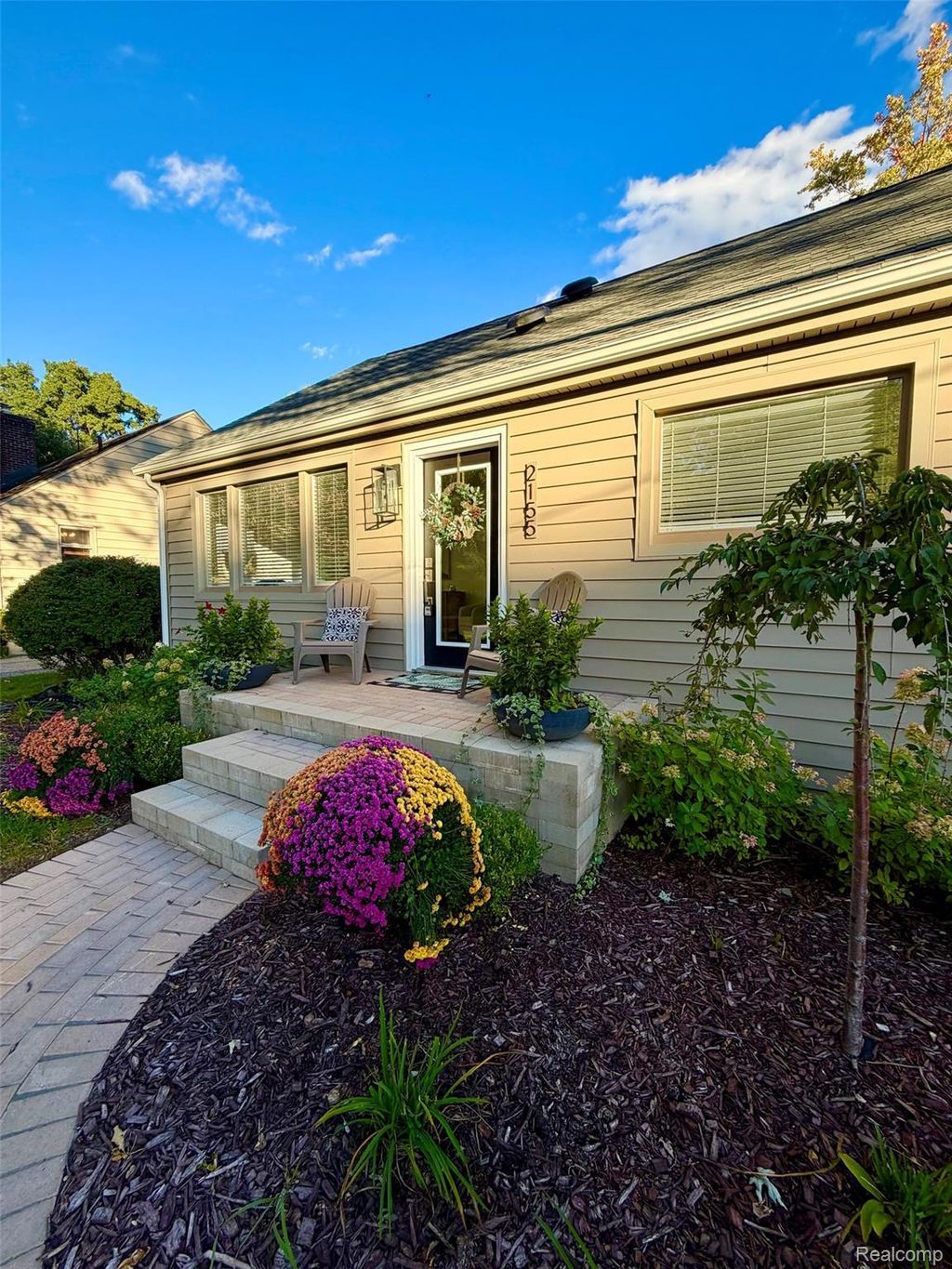 2155 Avondale Street, Sylvan Lake