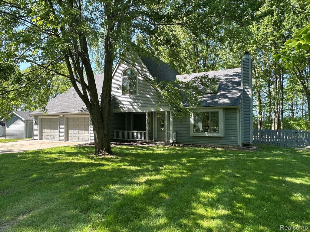 4233 State Road, Fort Gratiot charter township