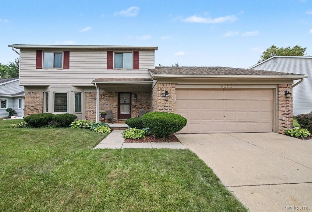 6323 Robison Lane E, Saline city