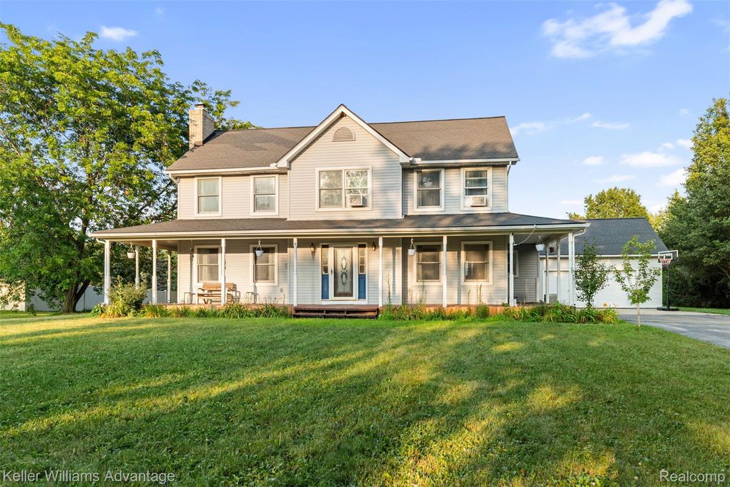 22627 Otter Road, Huron charter township
