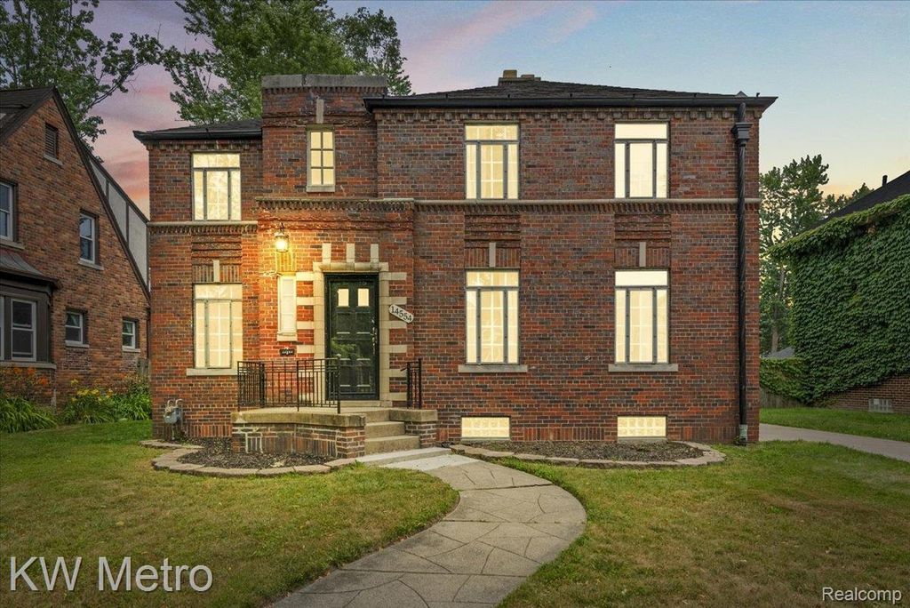14554 Woodmont Avenue, Detroit city