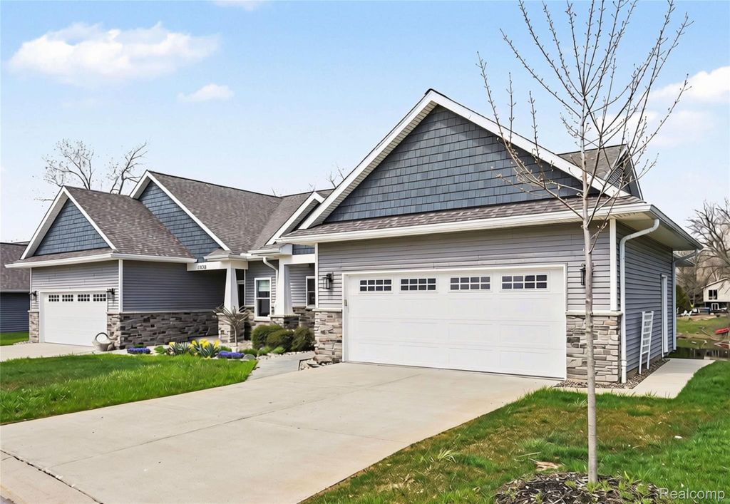 13332 Julie Anne Court, Fenton charter township