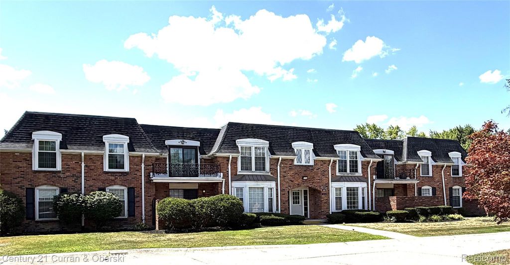 18301 W 13 Mile Road A-2, Southfield