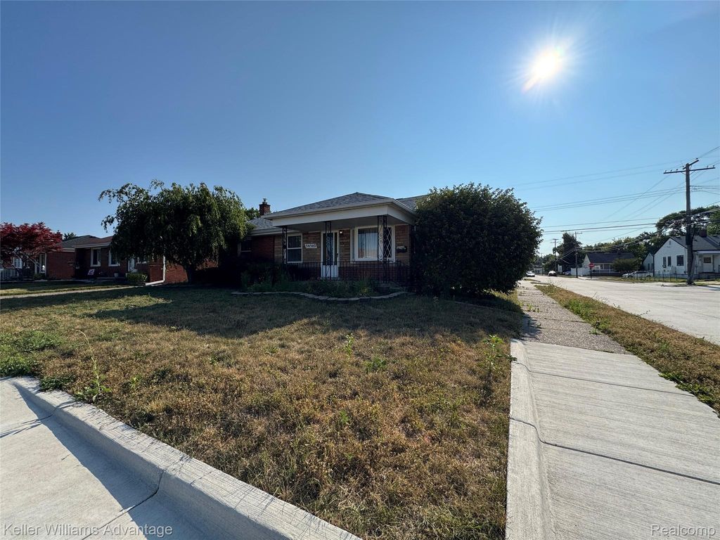28302 Edward Street, Roseville city