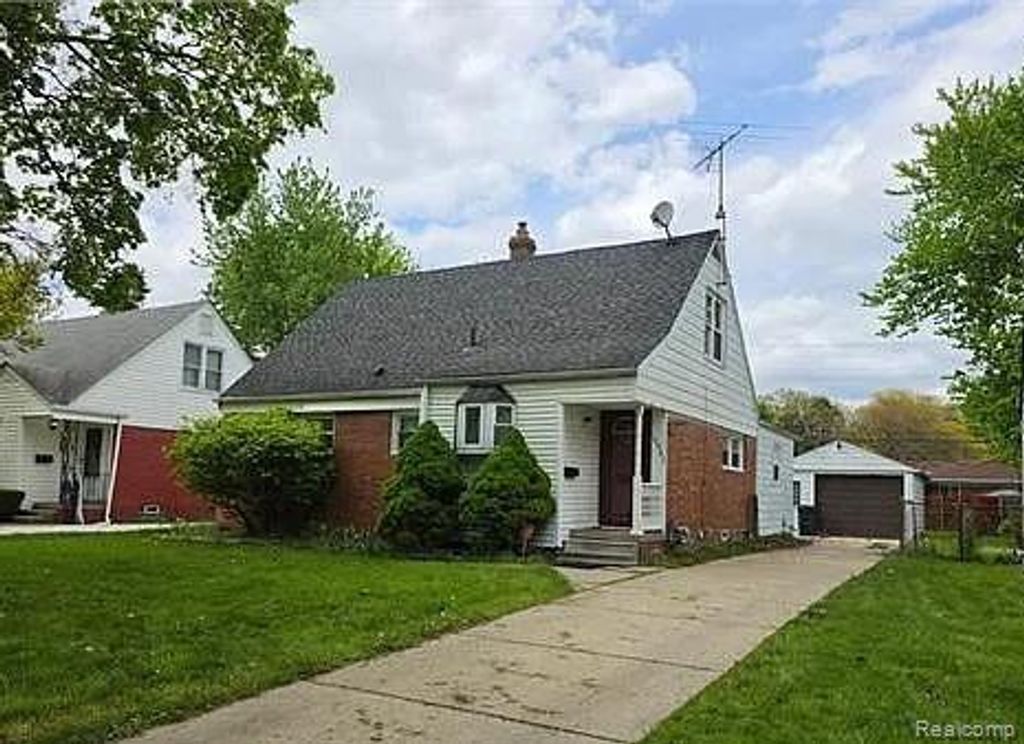 19983 Lancaster Street, Harper Woods city