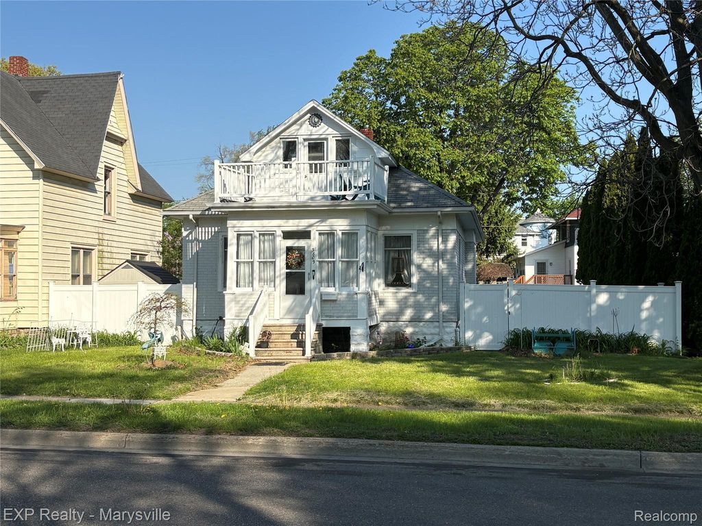 3809 Electric Avenue, Port Huron city