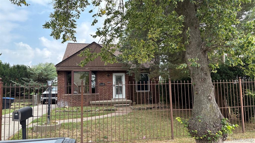 11050 Kennebec Street, Detroit city
