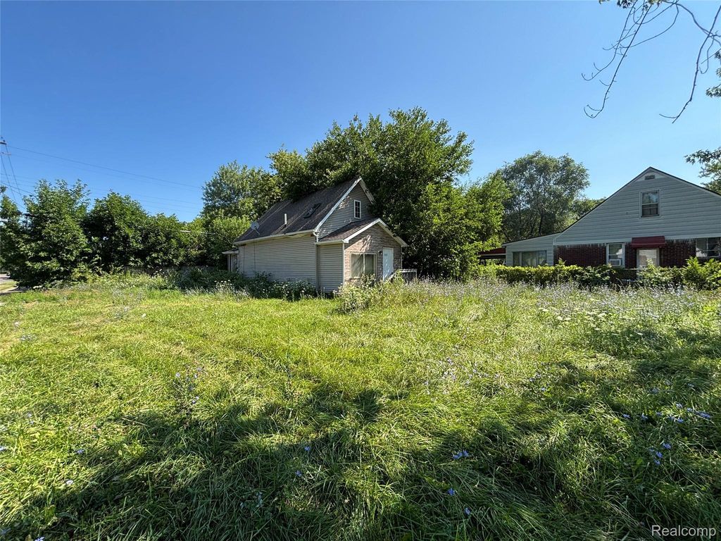16211 Manning Street, Detroit city