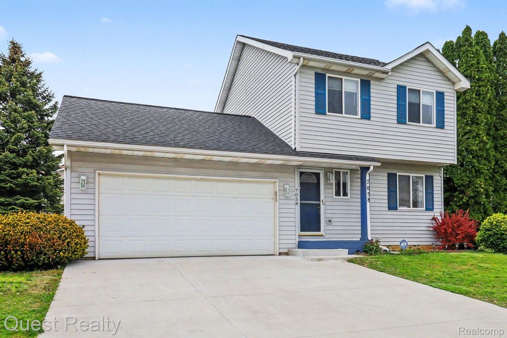 7058 Rolling Hills Drive, Waterford charter township