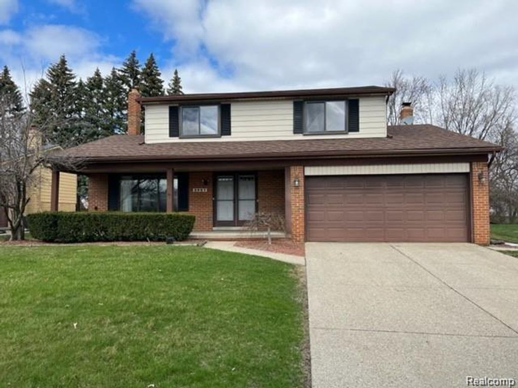 2927 Lotus Court, Sterling Heights city