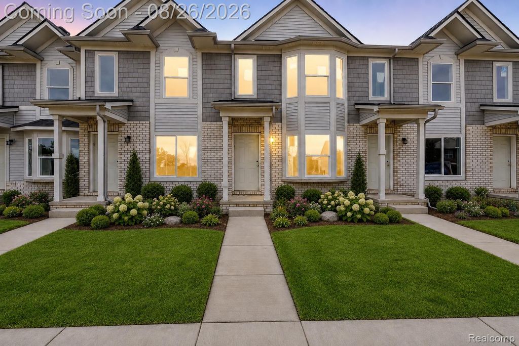 35300 Brittany Drive 120, New Baltimore city