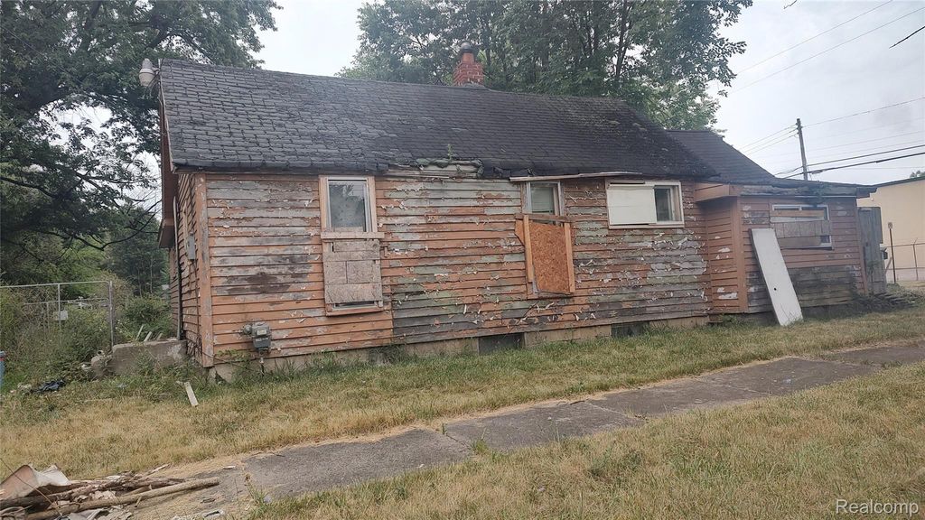 2401 Kansas Avenue, Flint city