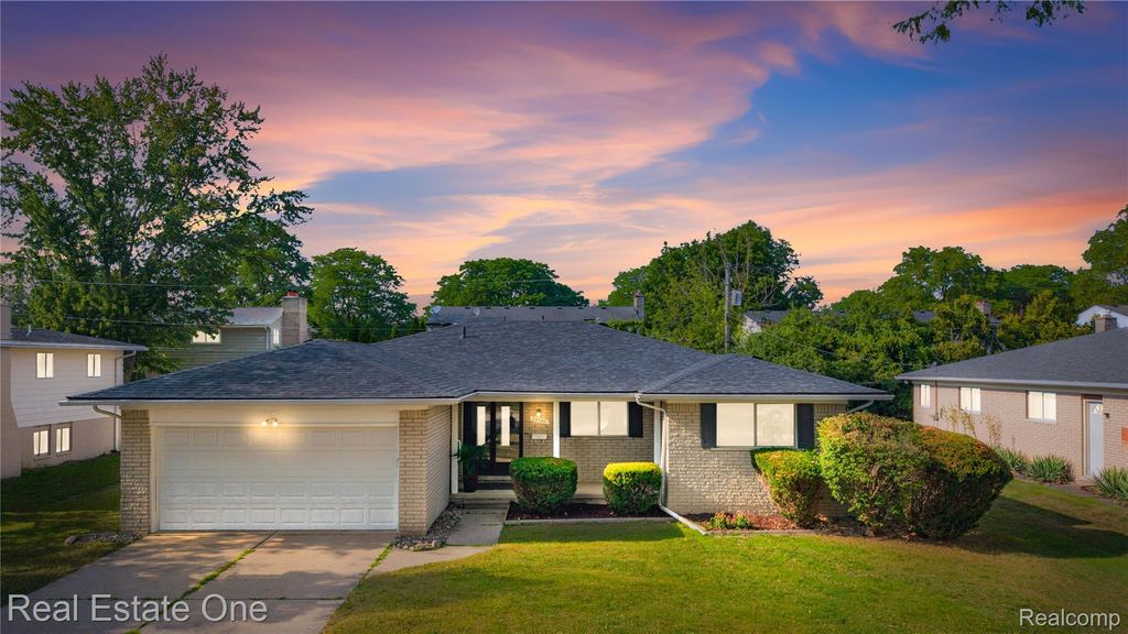 29540 Sharon Lane, Southfield city
