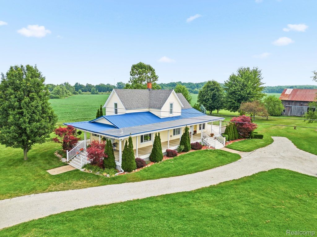 6260 North Road, Burtchville township