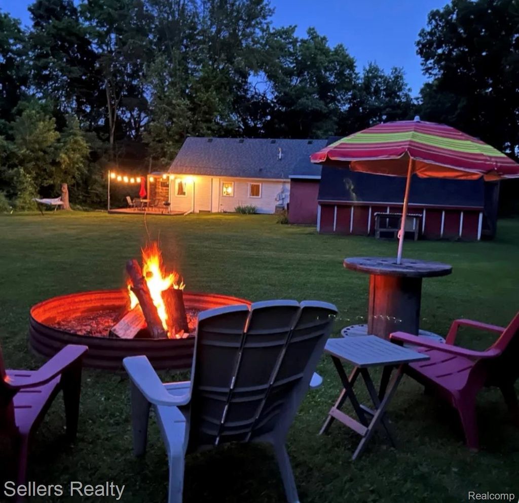3030 Grange Hall Road, Ortonville