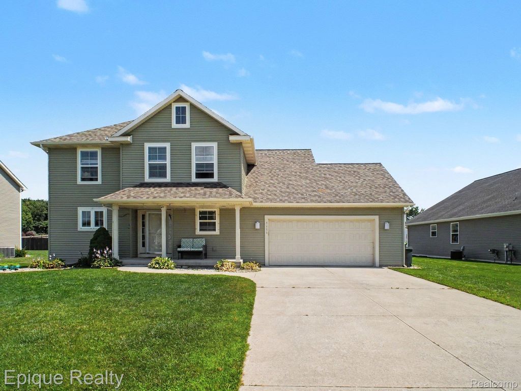 8686 Summer Ridge Drive, Tittabawassee township