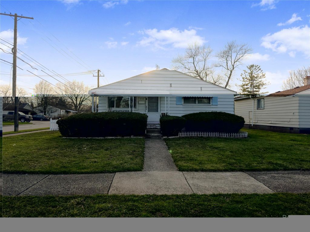 4710 Edgewood Street, Dearborn Heights city