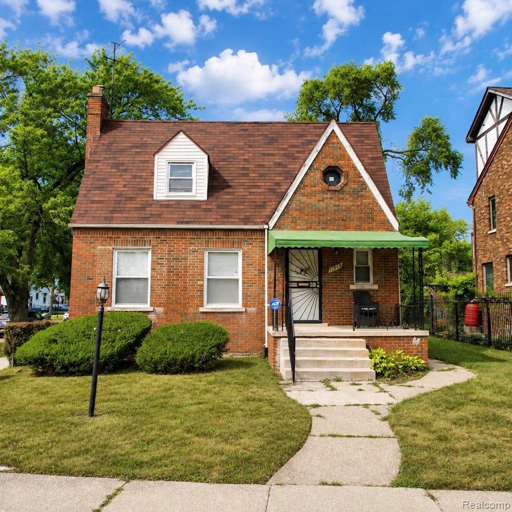 9713 E Outer Drive, Detroit city