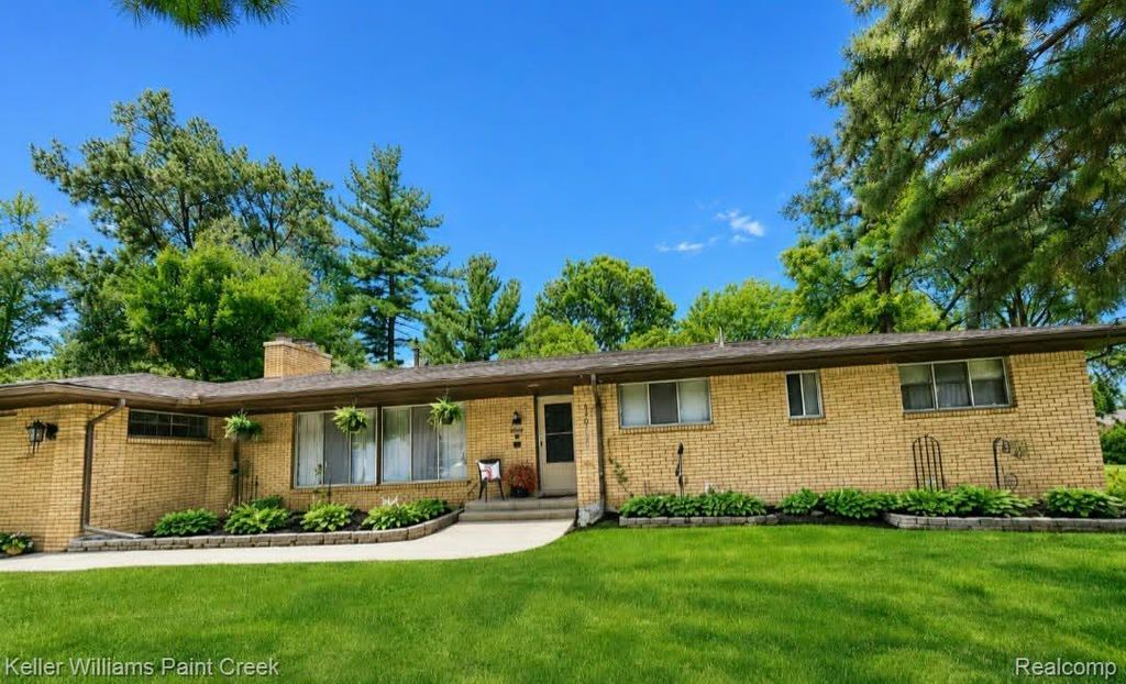 220 Boyken, Rochester Hills city