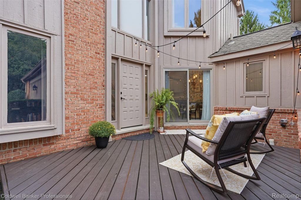 28625 Auburn Court, Farmington Hills city